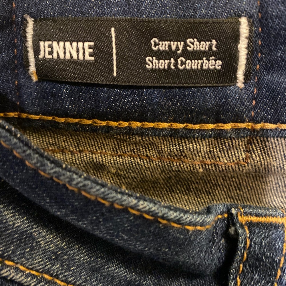 True Religion Jennie Mid Rise Curvy Shorts Size 27 Denim - Picture 6 of 11